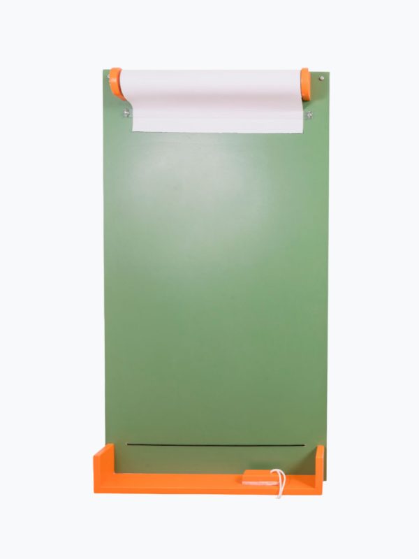 Pizarron de pared para tiza con portarrollo + borrador